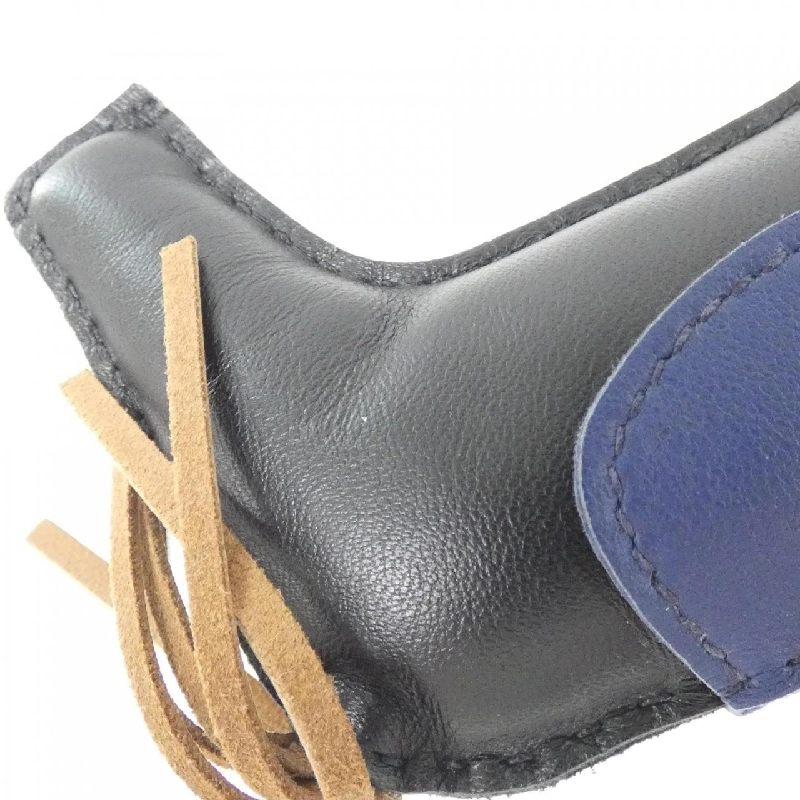 Túi charm Rodeo MM 064930CA của Hermès 628423