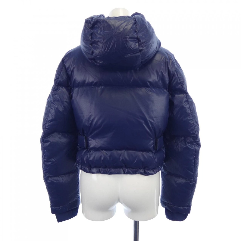 【Khuyến mãi】Áo khoác lông vũ FENDI 642043