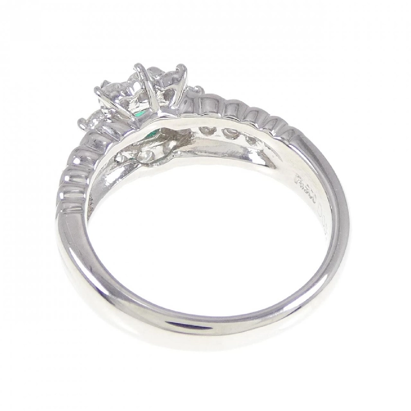 Nhẫn Emerald 0.35CT 673138