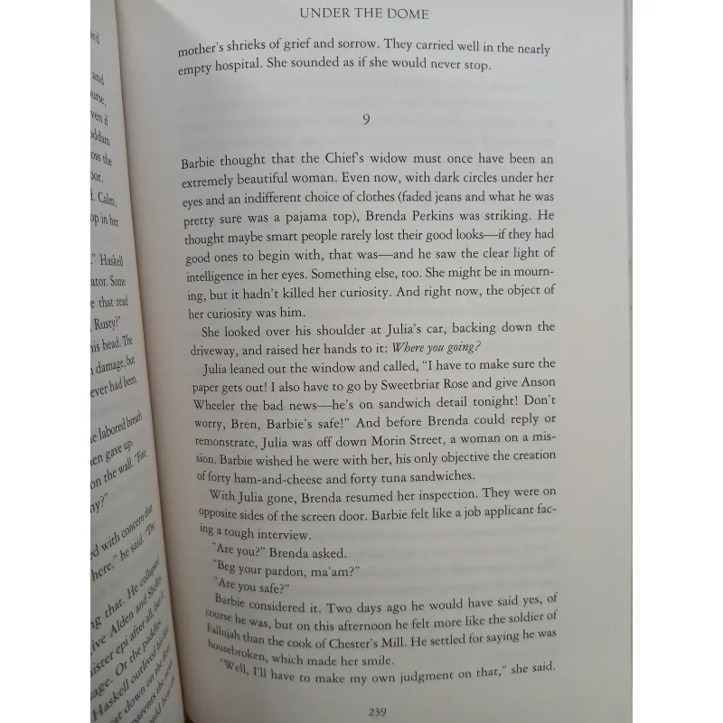 UNDER THE DOME (BÍ ẨN DƯỚI MÁI VÒM) - STEPHEN KING 747819