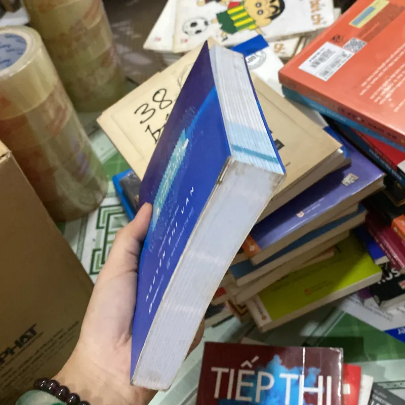 Tôi tương lai và thế giới  800692