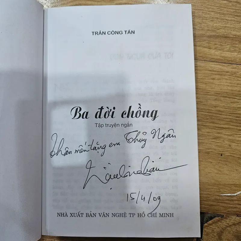 Ba đời chồng (Trần Công Tấn, xb 2002)
40k 1031696