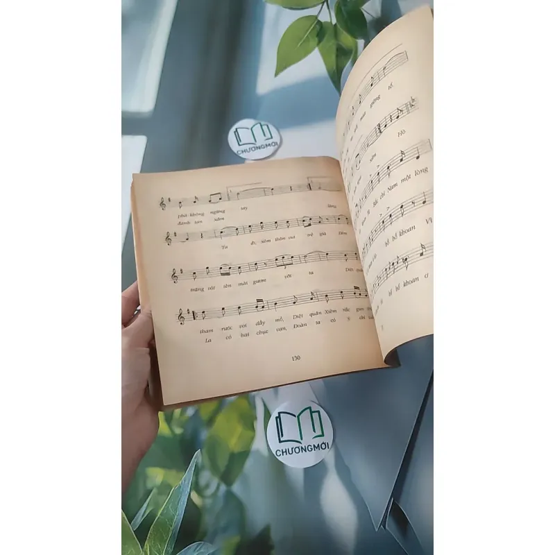 Sử Ca Việt Nam 970230