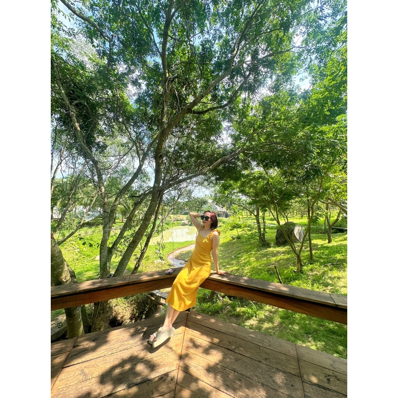 Đầm vàng 2 dây 525164