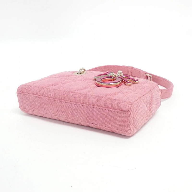 Túi Christian Dior Lady D Joy Medium M0540WTJA 618573