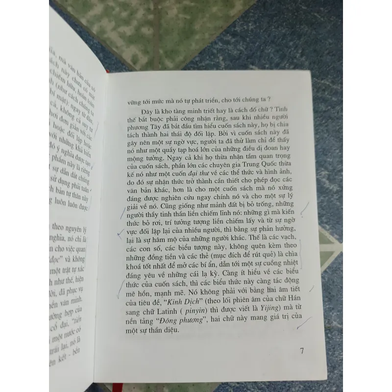 Các biểu tượng của nội giới hay cách đọc triết học và kinh dịch - Francois Jullien 561407