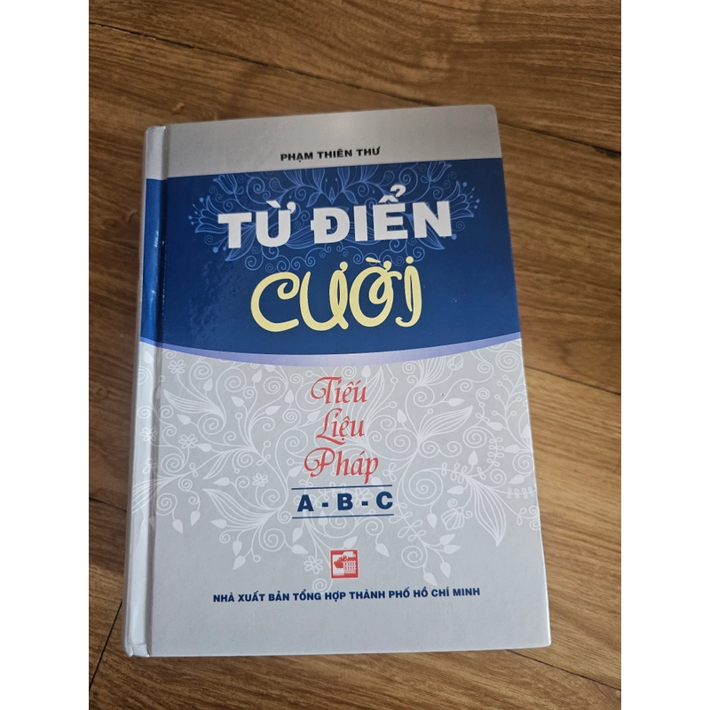 Từ điển CƯỜI - Phạm Thiên Thư (bìa cứng)
200k 448376