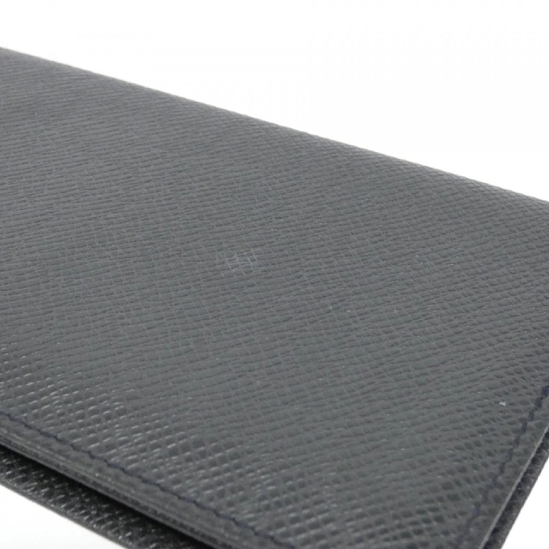 Louis Vuitton Taiga Porte Carte Crédit En M31002 Ví đựng tiền - Hàng hiệu Authentic 769054