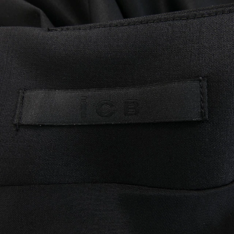 Chân váy ICB - Hàng hiệu Authentic 813681