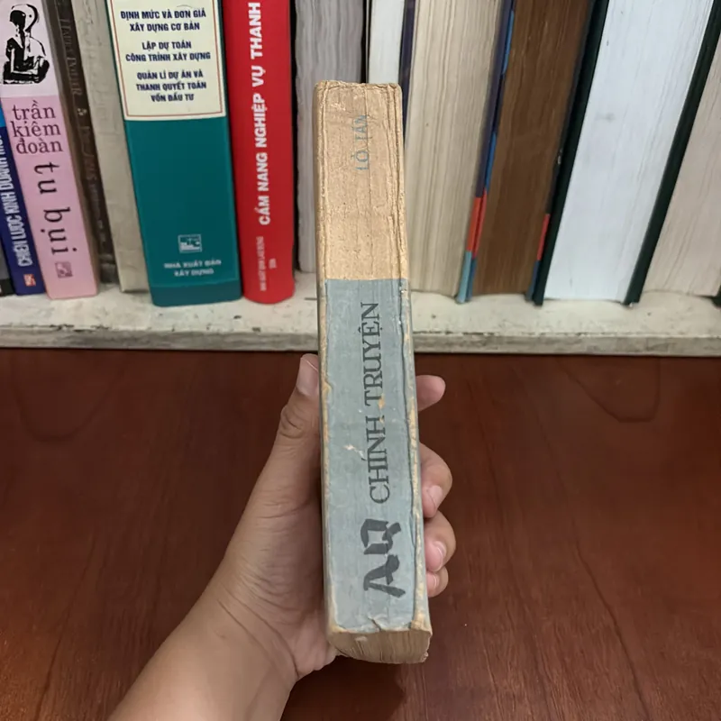 II Sách Xưa: AQ Chính Truyện - Lỗ Tấn - 1982 607592