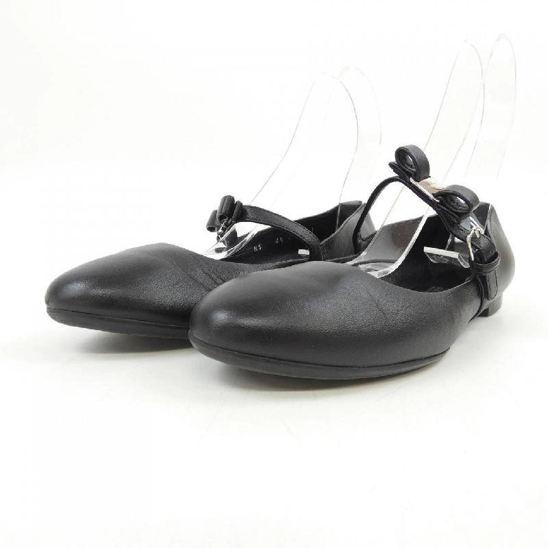 Giày SALVATORE FERRAGAMO - Hàng hiệu Authentic 828277