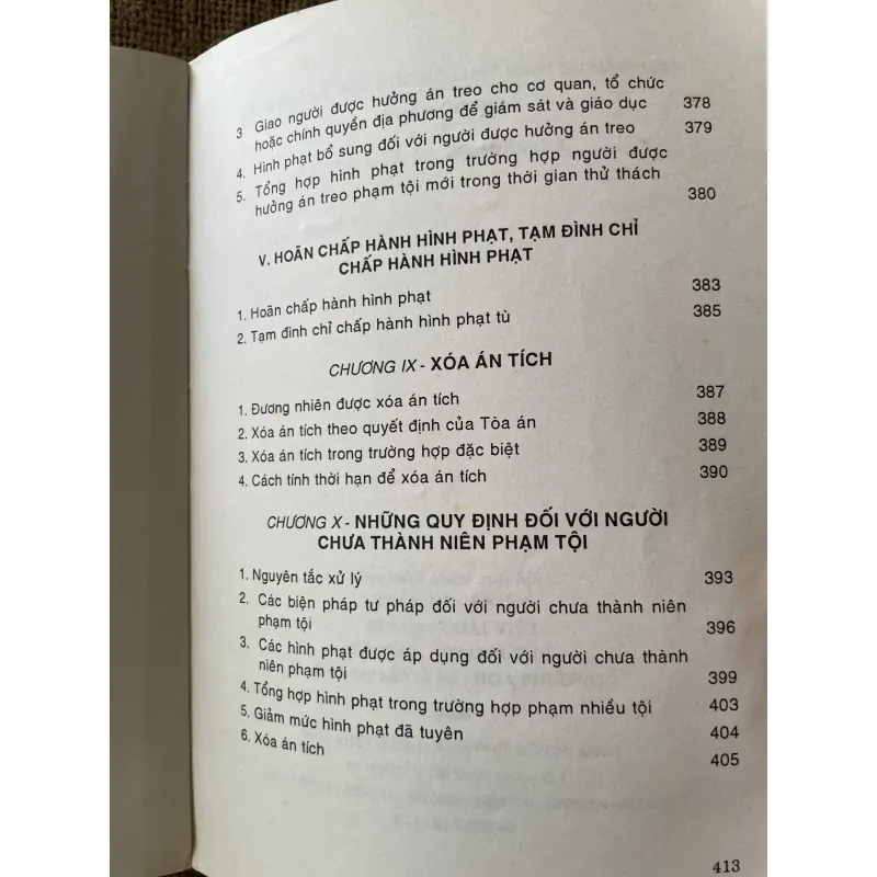 Bình luận khoa học Bộ luật Hình sự - Phần Chung - Bình luận chuyên sâu.  Đinh Văn Quế  996520