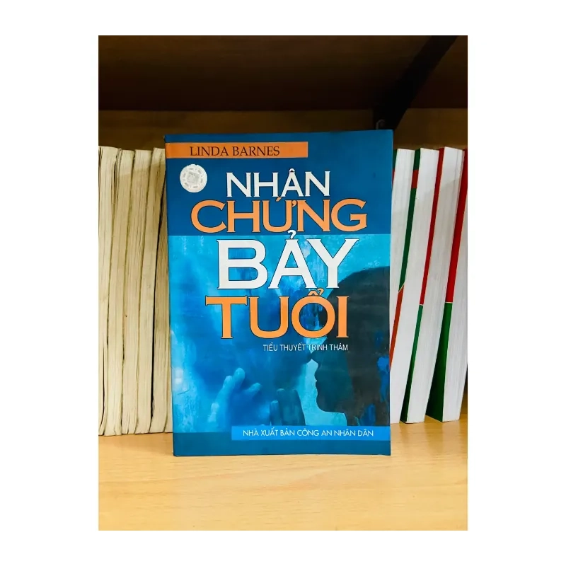Nhân chứng bảy tuổi - Linda Barnes 985207