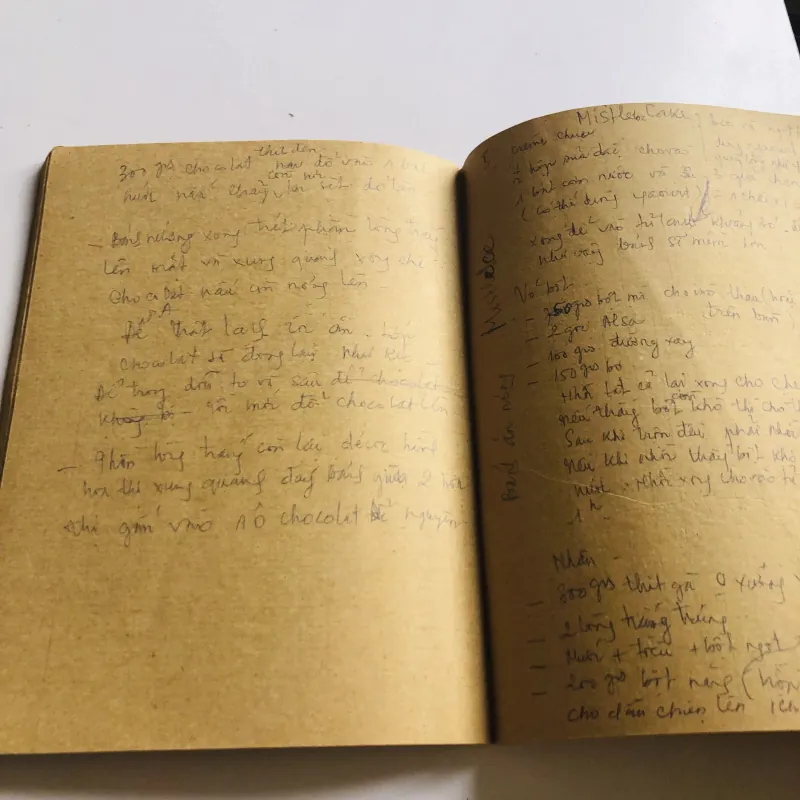 5.VỞ XƯA CÓ GHI 776958