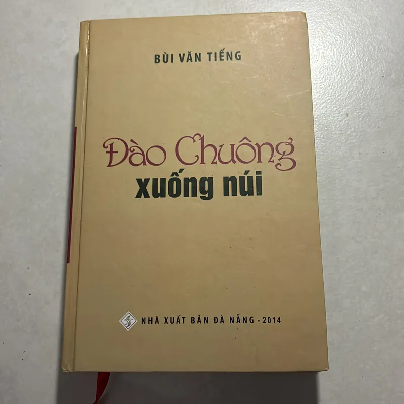 Đào chuông xuống núi - Bùi Văn Tiến 736581
