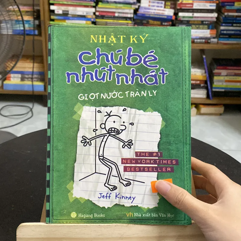 Nhật ký chú bé nhút nhát tập Giọt nước tràn ly-tác giả Jeff Kinney 1031408