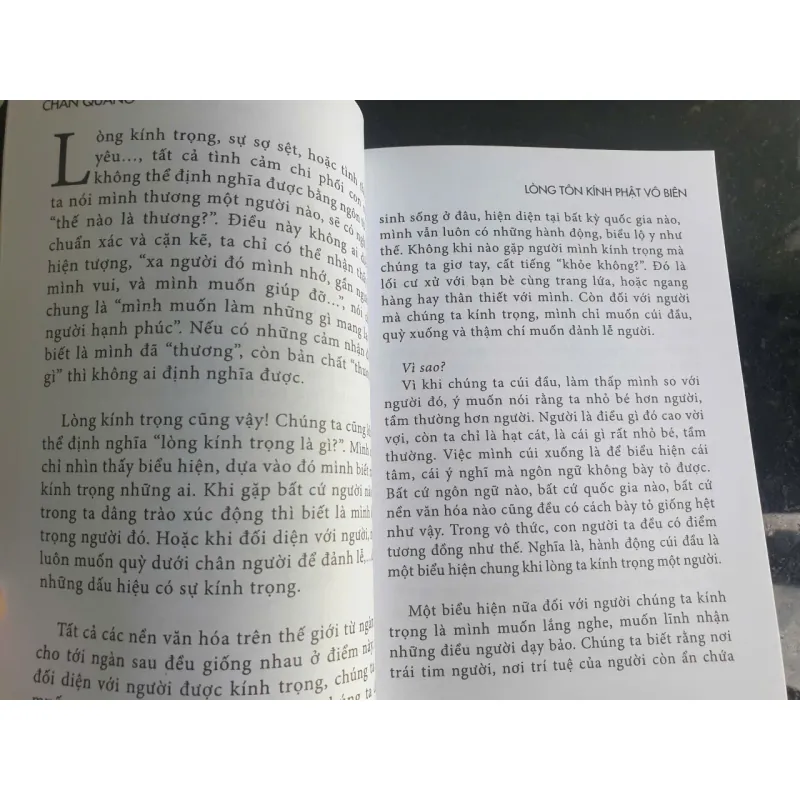 Sách Lòng Tôn Kinh Phật Vô Biên - Chân Quang mới 90% 694116
