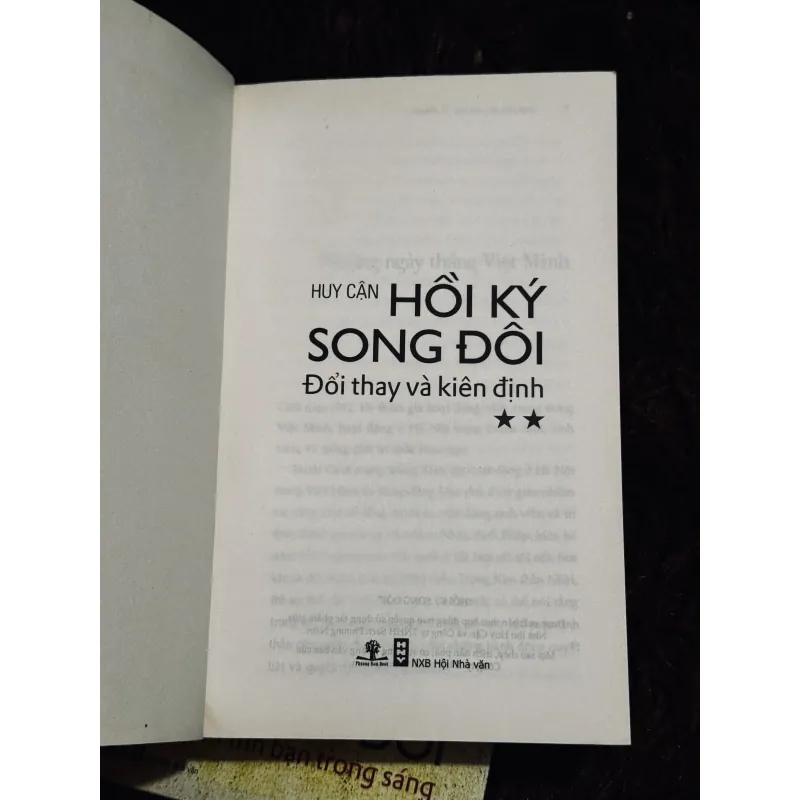 Hồi ký song đôi (bìa mềm) 1010425