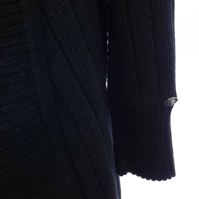 Áo cardigan dài CHANEL P34407K00979 08A 632434