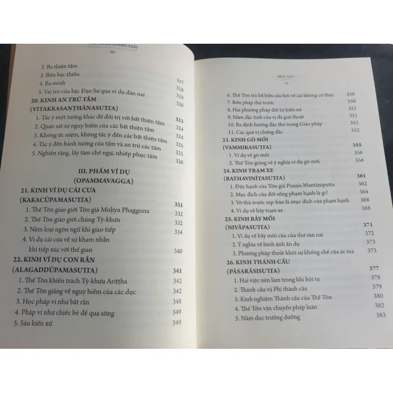 Trung Bộ Giảng Giải - Trọn Bộ 4 Tập 775872