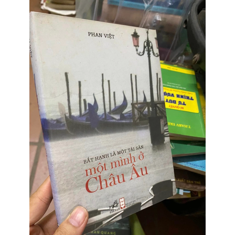 Sách Một mình ở Châu Âu 309832