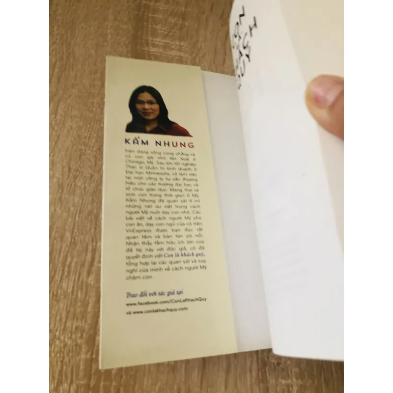 CON LÀ KHÁCH QUÝ - Ghi chép về cách người Mỹ nuôi dạy con 1004253