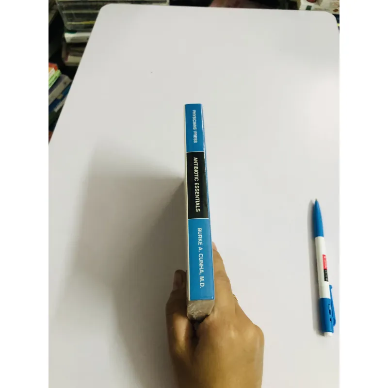 📘 ANTIBIOTIC ESSENTIALS  - sách mới 100%, nguyên siêu 780428