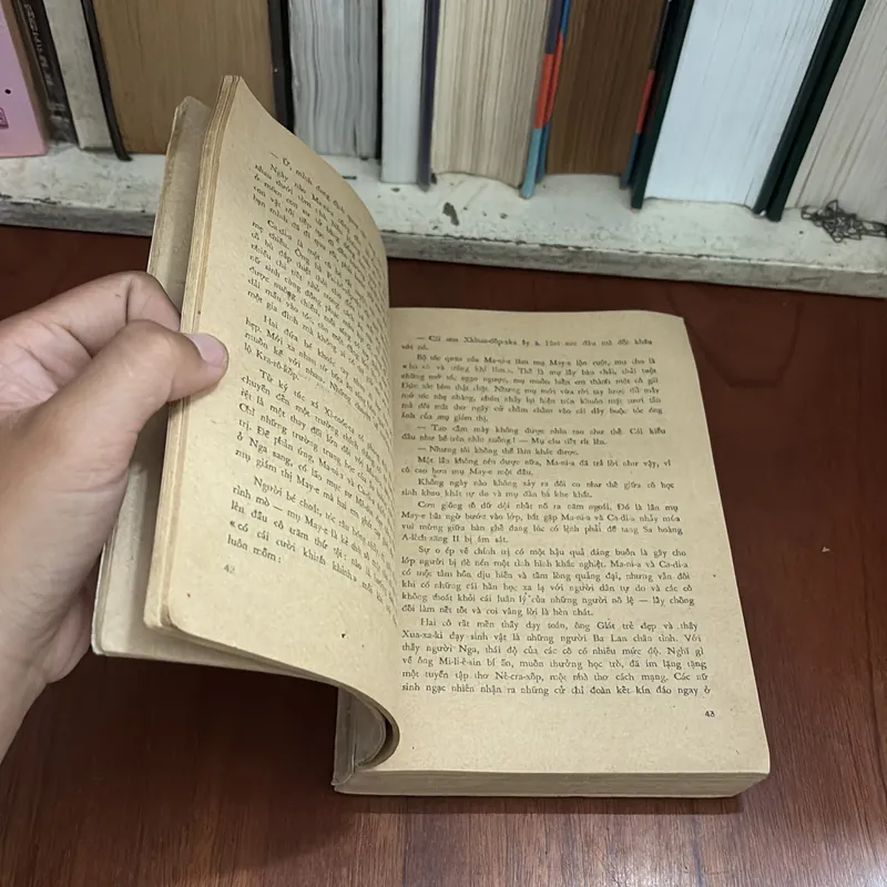 II Sách Xưa: MARI QUIRI - EVƠ QUIRI - 1982 591659