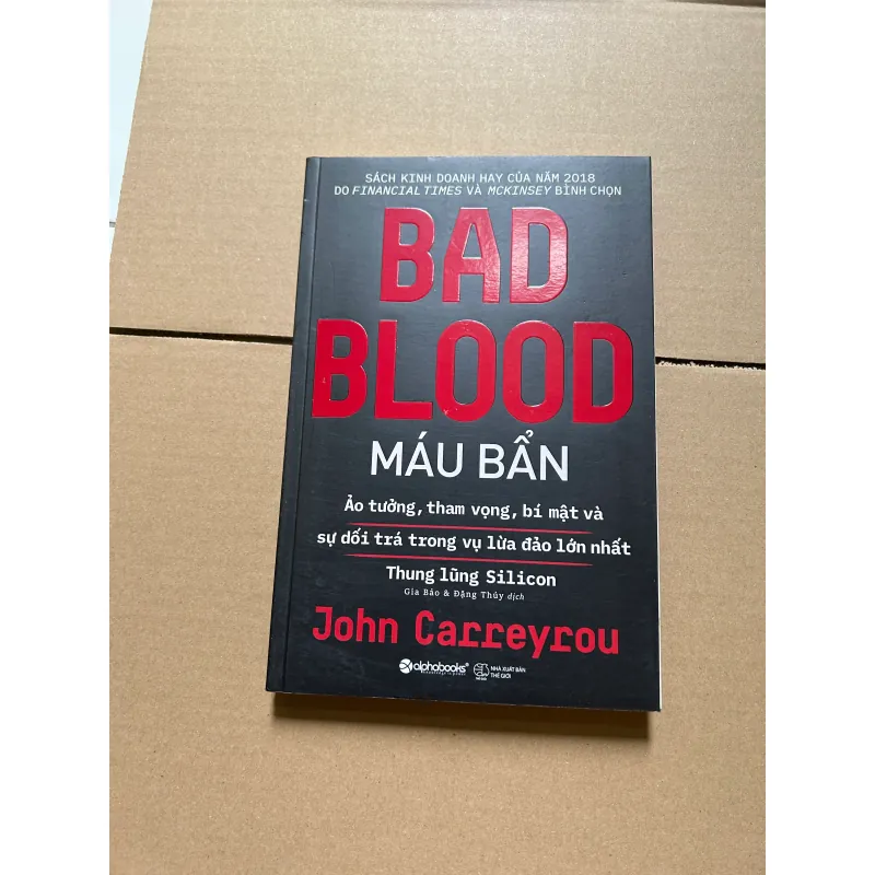 Máu bẩn - John Carreyrou 800060