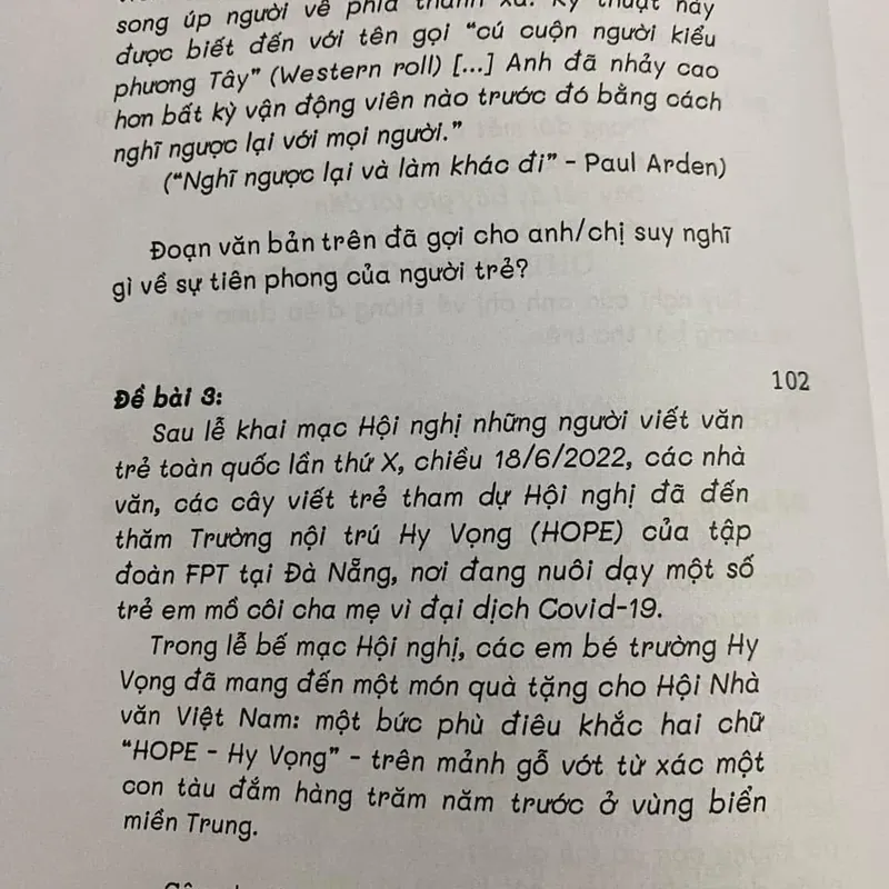 NHỮNG BÀI VĂN CỦA HỌC SINH GIỎI QUỐC GIA ( TỜ HOA )  573532