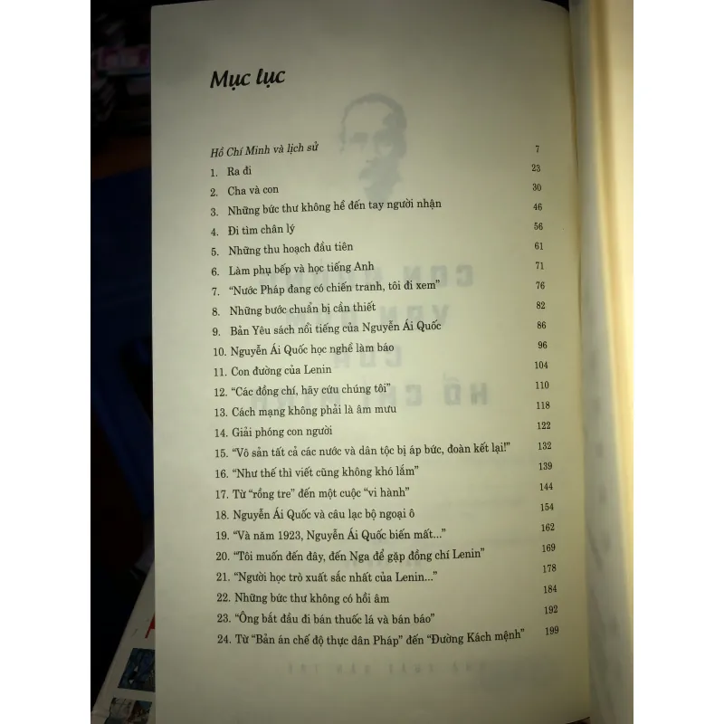 Con đường vạn dặm của Hồ Chí Minh - Mai Văn Bộ 777261