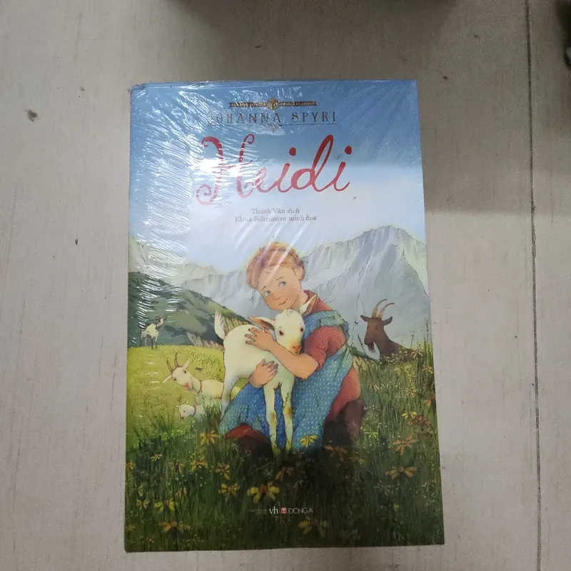 Sách Heidi bìa cứng 717415