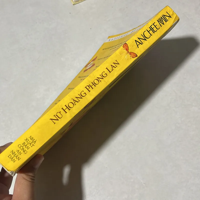Sách của Anchee Min 568003