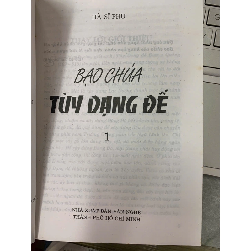 BẠO CHÚA TÙY DẠNG ĐẾ (TẬP 1 VÀ 2) 502400