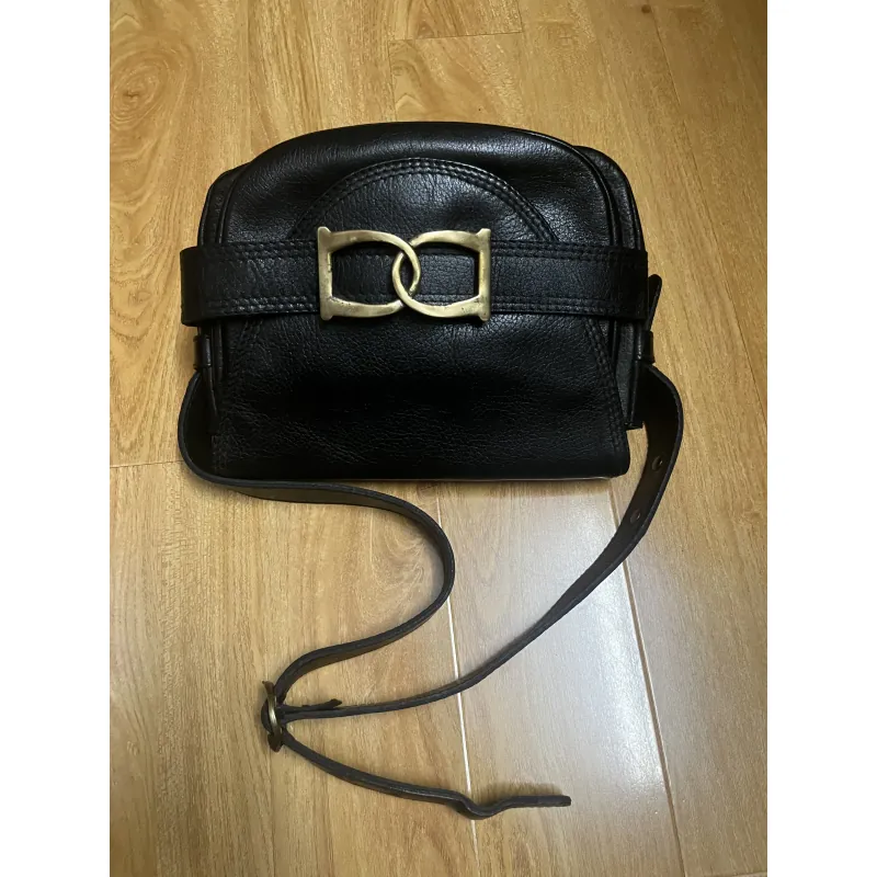 Túi nữ 23*18*8 da thật đeo vai 2hand 973318
