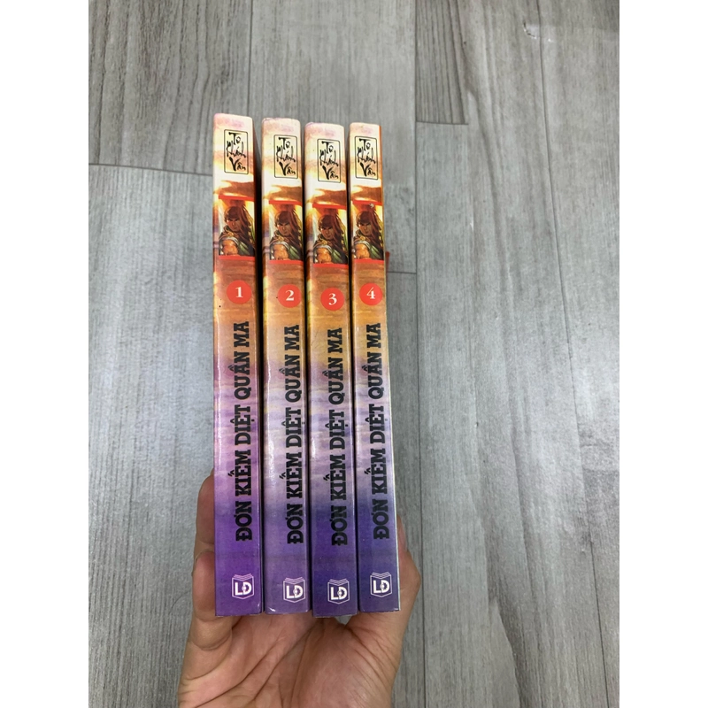 Đơn kiếm diệt quần ma. Bộ 4 tập. 4a2 538026