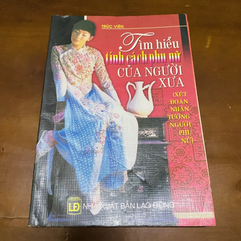Tìm hiểu tính cách phụ nữ của người xưa (xét đoán nhân tướng người phụ nữ) 990619