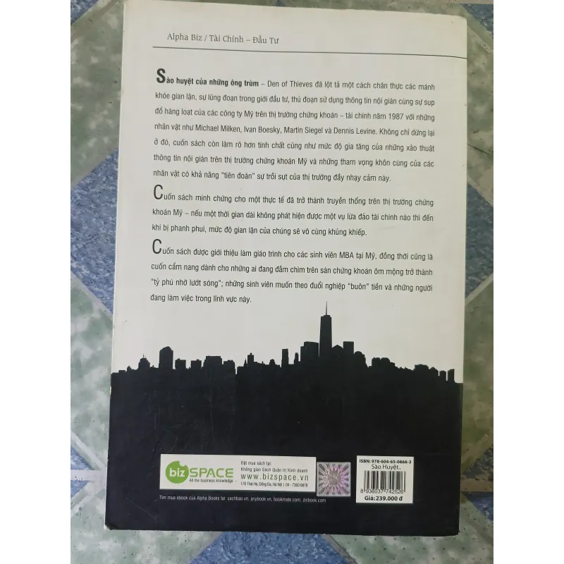 Sào huyệt của những ông trùm - James Stewart 793167