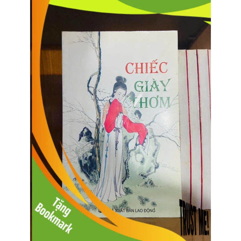 (TẶNG BOOKMARK) Chiếc giày thơm VĂN HỌC RBK1301 941096