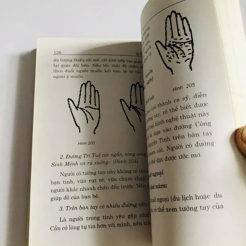 BÍ ẨN BÀN TAY 693608