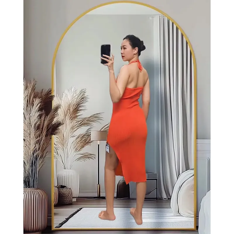 Đầm Cam tươi  - size M và L - chất Len  - mới 95% - không lỗi  701096