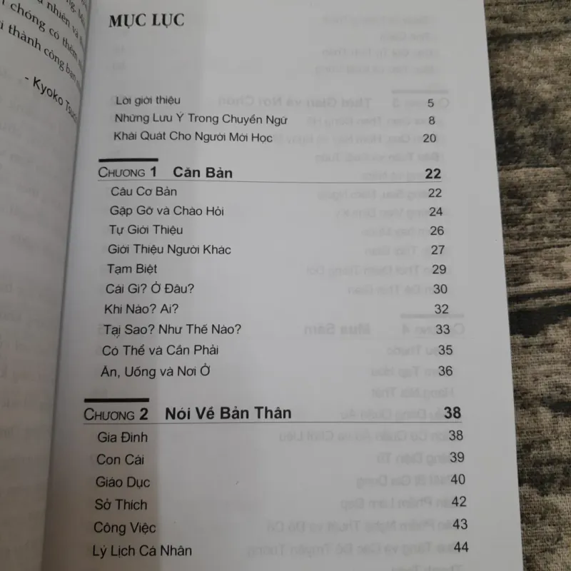 The Ultimate Japnanese Phrasebook. 1800 câu đàm thoại tiếng Nhật  763269