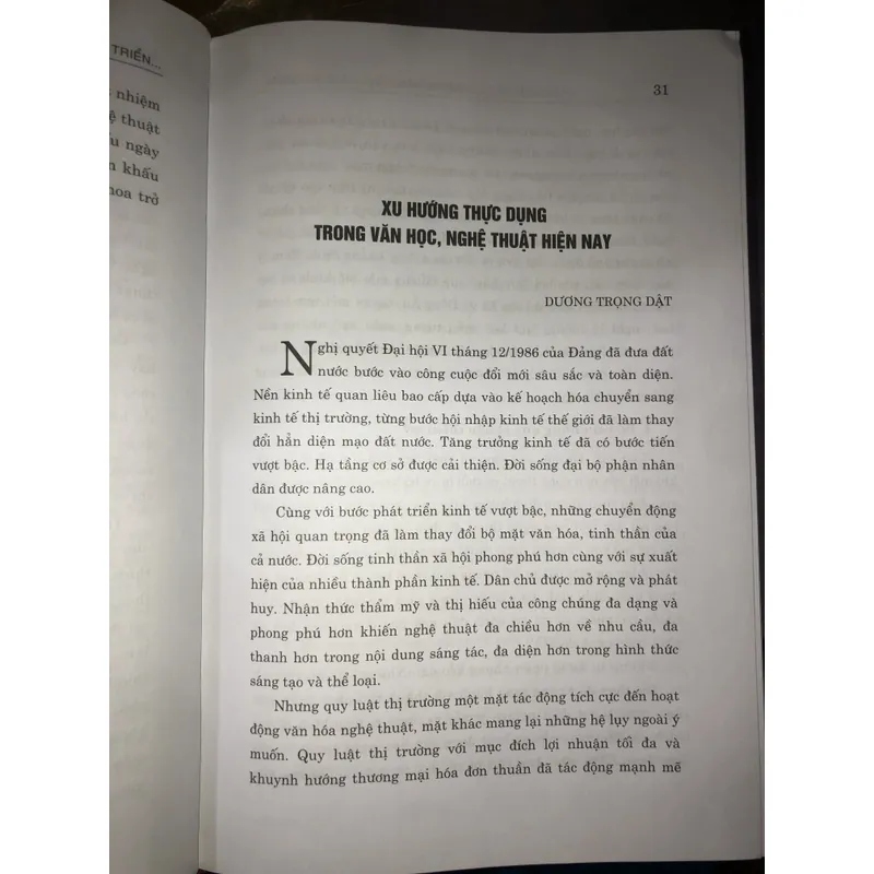 Nhận diện các xu hướng vận động và phát triển của văn học nghệ thuật Việt Nam hiện nay  732796