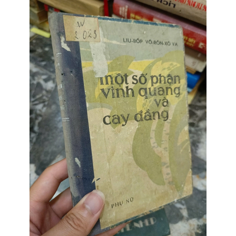 Một số phận vinh quang và cay đắng 477152
