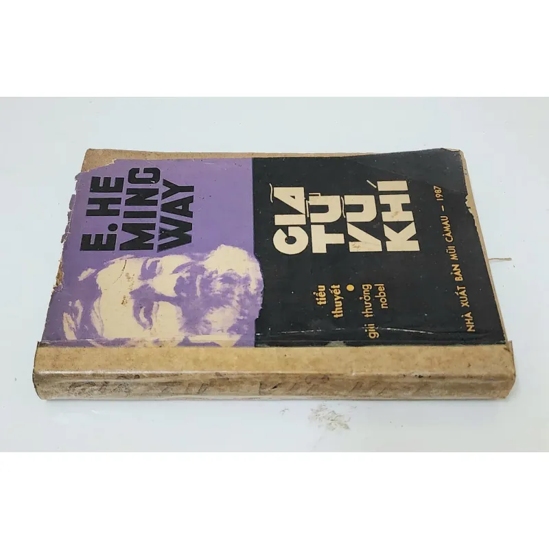 Tiểu thuyết của Ernest Hemingway: GIÃ TỪ VŨ KHÍ (Lẻ tập 1) 791345