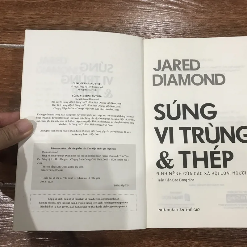 Súng, vi trùng và thép - Jared Diamond 721197