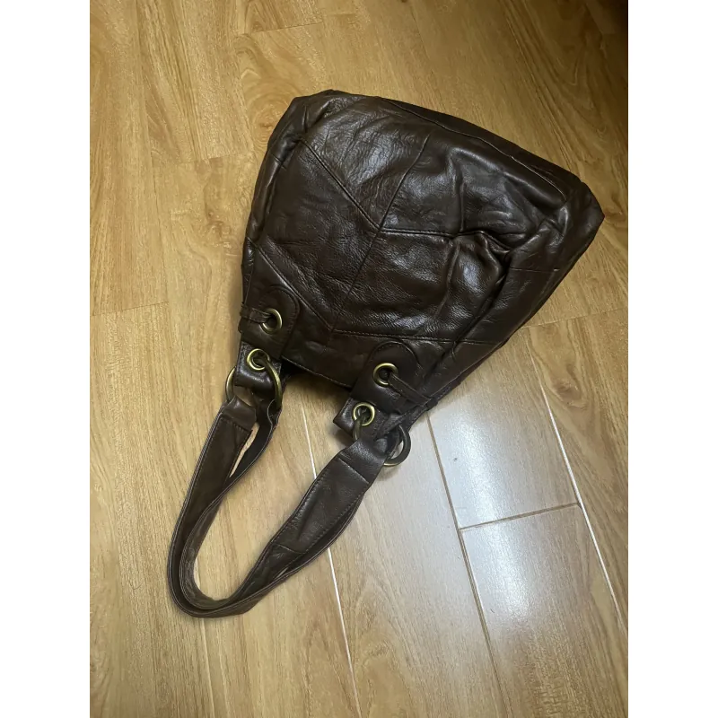 Túi nữ size 28*22*12 da thật 2hand 927865