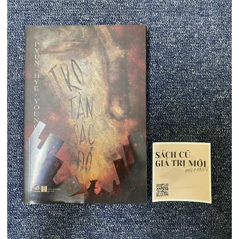 Tro tàn sắc đỏ 732348