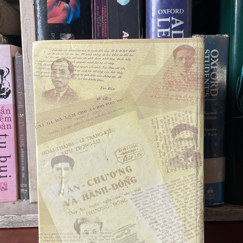 II Sách Bìa Cứng: Tranh Luận Văn Nghệ Thế Kỷ XX (Tập 2) - 2003 545185