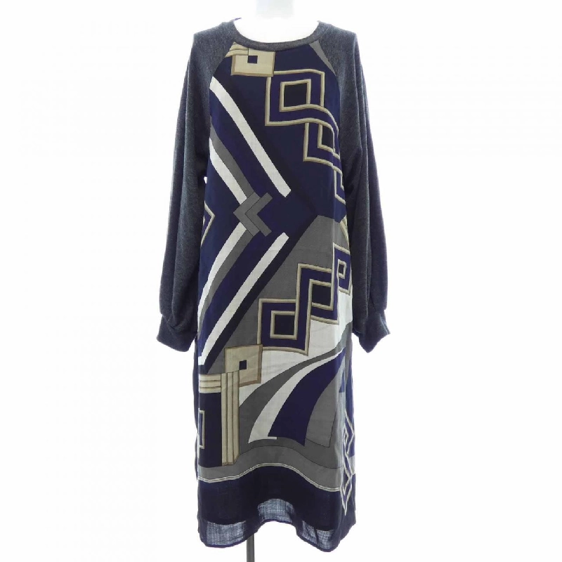 GRACE Class Váy - Hàng hiệu Chính hãng 810937